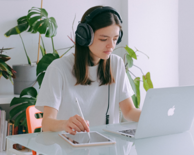 オンライン留学プログラム（奨学金対象プログラム）をチェックしてみよう！